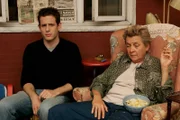 Dennis Reynolds (Glenn Howerton), Mac's Mom (Sandy Martin)