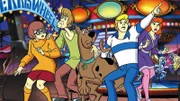 Die dänische Dogge Scooby-Doo und die vier jungen Detektive von Mystery Inc. (v.li.: Velma, Shaggy, Fred und Daphne) machen unerschrocken Jagd auf Verbrecher und lösen jeden noch so mysteriösen Fall.