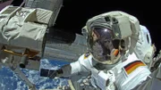 Bildunterschrift: Worauf müssen die Astronauten bei Außeneinsätzen in der Schwerelosigkeit achten?