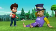 L-R: Ryder, Mayor Humdinger