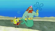 L-R: SpongeBob, King Neptune