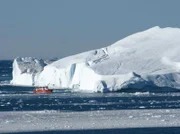 Fischerboot am Ilulissat Eisfjord.