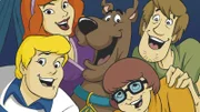 Dogge Scooby-Doo und die vier jungen Detektive von Mystery Inc. (v.li.: Fred, Daphne, Velma und Neville) machen unerschrocken Jagd auf Verbrecher und lösen jeden noch so mysteriösen Fall.