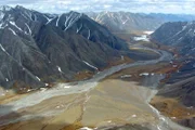Mit bis zu 2749 Meter Höhe ist die Brookskette neben der Alaskakette die zweit größte Bergkette Alaskas.
