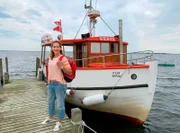 Von Nakskov aus fährt Tamina Kallert mit dem Postboot zu den kleinen Inselchen im Nakskov Fjord.