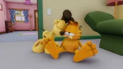 Durch einen Schlag auf den Kopf verliert Garfield sein Gedächtnis, was Nermal sofort ausnutzt.