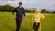 Wunderschöne Golfplätze hat Dublin zu bieten. Ina Müller zeigt sich von ihrer sportlichen Seite und macht dabei eine gute Figur.