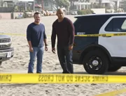 L-R: Special Agent G. Callen (Chris O'Donnell) und Special Agent Sam Hanna (LL COOL J)