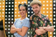 Die "Tigerenten Club"-Moderatoren Jessica Schöne und Johannes Zenglein