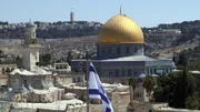 Der Felsendom in Jerusalem thront als islamischer Schrein auf dem Tempelberg, auf dem einst der salomonische Tempel stand. Er ist der letzte bekannte Ort der Bundeslade.