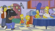 Bart (3.v.l.); Lisa (3.v.r.); Marge (2.v.r.); Homer (r.)
