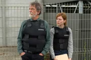Pierre Niémans (Olivier Marchal) und Camille Delaunay (Erika Sainte) wollen verhindern, dass der gefährliche Serienmörder Philippe Cernac aus dem Centre Saint Jean flieht.