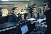Malcolm (Frankie Muniz, re.), Reese (Justin Berfield, li.) und Dewey (Erik Per Sullivan, mi.) nehmen Reißaus. Mit Hal's Kreditkarte im Gepäck nisten sie sich in einem Nobelhotel ein.