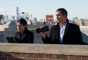 Shaw (Sarah Shahi) und Reese (Jim Caviezel) versuchen den Aufenthaltsort des entführten Aaron ausfindig zu machen.