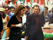 Bei einem Straßenfest in Little Italy ist ein Mann tot zusammengebrochen. Die Detectives Bonasera (Melina Kanakaredes) und Taylor (Gary Sinise) ermitteln.