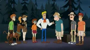 Shaggy Rogers (l.) , Scooby-Doo (2.v.l.), Velma Dinkley (4.v.l.),  Fred Jones (5.v.l)