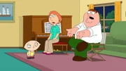 Peter (r.) und Lois (M.) erhoffen sich eine große Schauspielkarriere für ihren Sohn Stewie (l.) und zwingen ihn deshalb, dass er mit ihnen üben muss ...