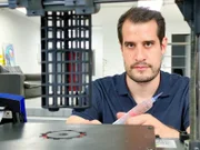 Seit 2018 forscht Dr. Giuseppe Scionti aus Barcelona an pflanzlichem Fleisch aus dem 3D-Drucker.