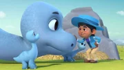 Miguel findet die Dinomama des kleinen Brontosaurus-Babys, die ihr Kleines schon vermisst hat.
