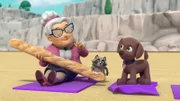 v.li: Ms. Marjorie, Maynard, Zuma