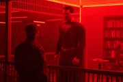 Lieutenant Mitch Anderson (Ian Bohen, l.); Clark Kent (Tyler Hoechlin)
