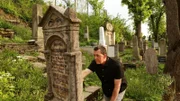 Andrew Gough auf dem Friedhof