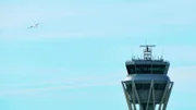 Bildunterschrift: Drei unterschiedliche Piloten kontaktierten im November 2018 die Flugverkehrskontrolle am Flughafen Shannon wegen der Beobachtung eines unbekannten Flugobjekts am Horizont vor der Westküste Irlands.; Bildunterschrift: Drei unterschiedliche Piloten kontaktierten im November 2018 die Flugverkehrskontrolle am Flughafen Shannon wegen der Beobachtung eines unbekannten Flugobjekts am Horizont vor der Westküste Irlands.