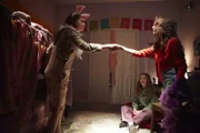 Pyjama-Party im Kinderzimmer. Die 12-jährige Polly Klaas (r.) albert mit ihren beiden Freundinnen herum - nichtahnend, dass dieser Abend schrecklich für sie enden wird.