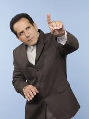 (6. Staffel) - Der neurotische Privatdetektiv Adrian Monk (Tony Shalhoub) bringt seine Umwelt oft zur Verzweiflung ...