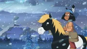 Yakari erklärt sich bereit, den jungen Wölfen zu helfen und ihren Anführer zu finden, der seit einem starken Schneesturm in den Bergen vermisst wird. Doch Kleiner Donner ist skeptisch, er fürchtet sich vor den schlecht gelaunten Wölfen.
