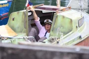 Humphrey (Kris Marshall) auf seiner neuen "Yacht".