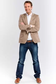 Moderator Peter Imhof