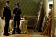Detective Murdoch (Yannick Bisson) befragt Fannie Robinson (Mariah Inger) nach dem Tod ihres Mannes.
