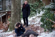Borowski (Axel Milberg) und Sarah Brandt (Sibel Kekilli) kommen zu spät. Der Mörder hat erneut zugeschlagen.