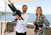 Tatjana Drakic (Ann-Kathrin Kramer) und ihr Bruder Viktor (Christopher Buchholz) haben große Pläne für lukrative Waffengeschäfte.