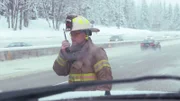 Auf den Autobahnen Interstate 80 und 90 kommt es häufig zu Unfällen. Ein neuerlicher Schneesturm führt zu einer Massenkarambolage von über zweihundert zerstörten Fahrzeugen.