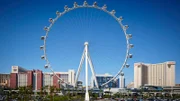 Das Riesenrad wurde 2014 auf der Vergnügungsmeile The LINQ in Las Vegas eröffnet.