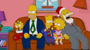 Ein ganz besonderes Weihnachtsfest: (v.l.n.r.) Maggie, Homer, Bart, Lisa und Grandpa ...