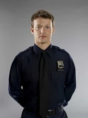 (1. Staffel) - Der Polizeineuling Jamie Reagan (Will Estes) setzt alles daran, den Mord an seinem Bruder Joe aufzuklären ...