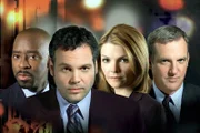 L-R: Courtney B. Vance (Ron Carver), Vincent D''Onofrio, Kathryn Erbe, Jamey Sheridan (James Deakins)