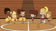 Jenna (3.v.l.), Lynn (3.v.r.), Paula (2.v.r.), Margo (r.)