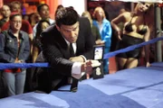 Booth (David Boreanaz) untersucht den Mord an einem kleinwüchsigen Mann, der als aufgehender Stern unter Wrestling-Fans galt.