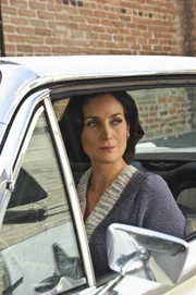 Katherine O'Connell (Carrie-Anne Moss)