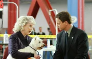Hat Millie Hanford (Julia Duffy) mit einer Stricknadel ihre Konkurrentin von der Hundeshow erstochen? Detective Taylor (Gary Sinise) ermittelt.