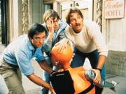 Das Trio Nick (Joe Penny, l.), Cody (Perry King, r.) sowie Computerfreak Murray 'Boz' (Thom Bray) von der Riptide-Detektei lösen spannende Kriminalfälle.
