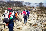 Aufstieg zum Basecamp des Kilimandscharos