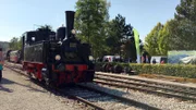 T3 930: Die kleine Schwarze im Münsinger Bahnhof in Aktion.