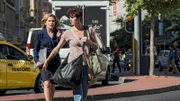 In Kapstadt setzen die Journalistinnen Rommy Kirchhoff (Nina Kunzendorf, re.) und Karin Berger (Anke Engelke) ihre Suche nach dem entführten Top-Lobbyisten fort.