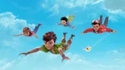 Peter Pan, Tinker Bell, Michael, John und Wendy im Anflug auf Nimmerland.