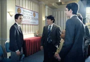 Kevin (Victor Z. Isaac, r.), Lloyd (Evan Matthew Cohen, m.) und Malcolm (Frankie Muniz, l.) freuen sich auf den akademischen Achtkampf.